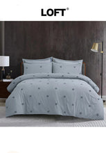 Load image into Gallery viewer, Loft Quilt Cover Tuft embroidered
