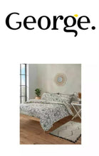 Load image into Gallery viewer, George Quilt Cover
