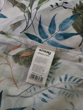 Load image into Gallery viewer, Sinsay Quilt Cover / Duvet
