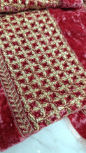 Load image into Gallery viewer, Mariab Patch Velvet
