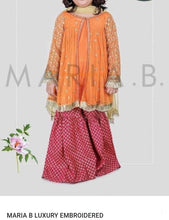 Load image into Gallery viewer, Mariab Fabric

