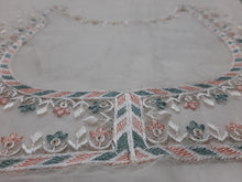Load image into Gallery viewer, Mariab Neckline &amp; Chester
