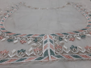 Mariab Neckline & Chester