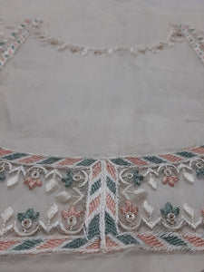 Mariab Neckline & Chester