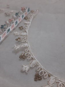 Mariab Neckline & Chester