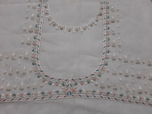 Mariab Neckline & Chester
