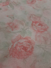 Load image into Gallery viewer, Mariab Fabric

