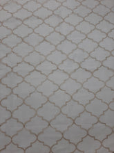 Load image into Gallery viewer, Mariab Duppta Fabric
