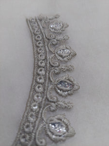 Mariab Neckline