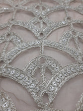 Load image into Gallery viewer, Mariab Chester / Blouse Fabric
