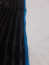 Load image into Gallery viewer, Charizma Shawl Palachi velvet
