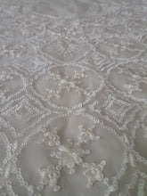 Load image into Gallery viewer, Mariab Front Chester / Blouse
