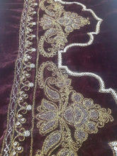 Load image into Gallery viewer, Mariab velvet Patch
