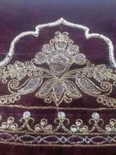 Load image into Gallery viewer, Mariab velvet Patch
