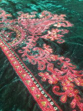 Load image into Gallery viewer, Mariab Velvet Sleeves Pair
