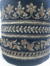 Load image into Gallery viewer, Mariab Patch velvet
