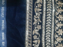 Load image into Gallery viewer, Mariab Patch velvet
