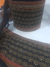 Load image into Gallery viewer, Mariab Patch Sleeves
