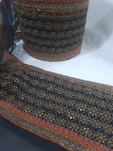 Load image into Gallery viewer, Mariab Patch Sleeves
