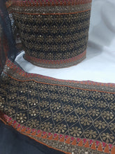 Load image into Gallery viewer, Mariab Patch Sleeves
