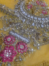 Load image into Gallery viewer, Mariab Foil Sleeves Pair
