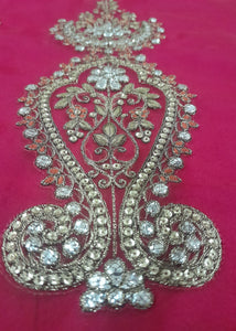 Mariab Bunch Foil work