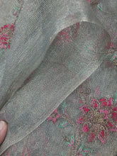 Load image into Gallery viewer, Mariab Duppta Fabric
