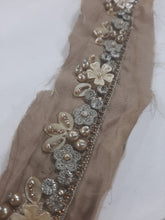 Load image into Gallery viewer, Mariab Patch Set Cut &amp; hand work
