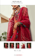 Load image into Gallery viewer, Republic Neckline Front &amp; Back
