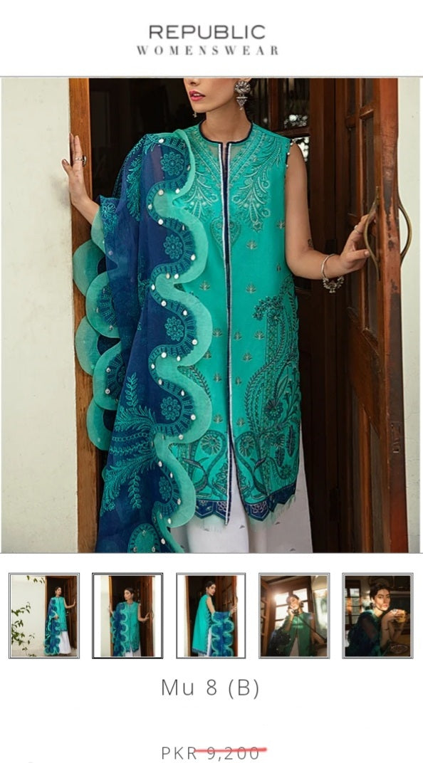 Republic Neckline